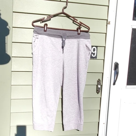 Champions Ladies Sweatpants, Medium Gray 🩶 - Picture 1 of 3